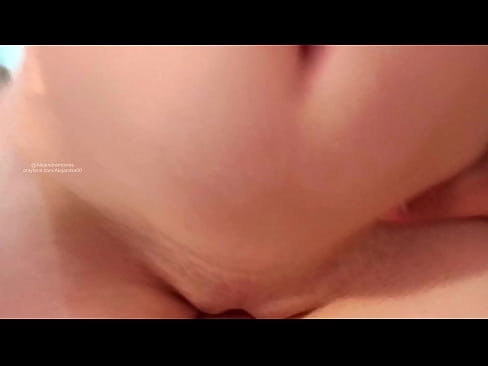 ❤️ Dormire nella stanza di mia sorella ed è così che mi sono svegliato Porno al it.muitohentai.ru ️❤