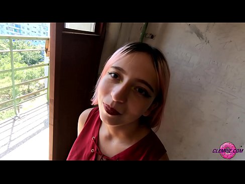 ❤️ Studentessa sensuale succhia uno sconosciuto nell'Outback - Sborra sulla sua faccia Porno al it.muitohentai.ru ️❤